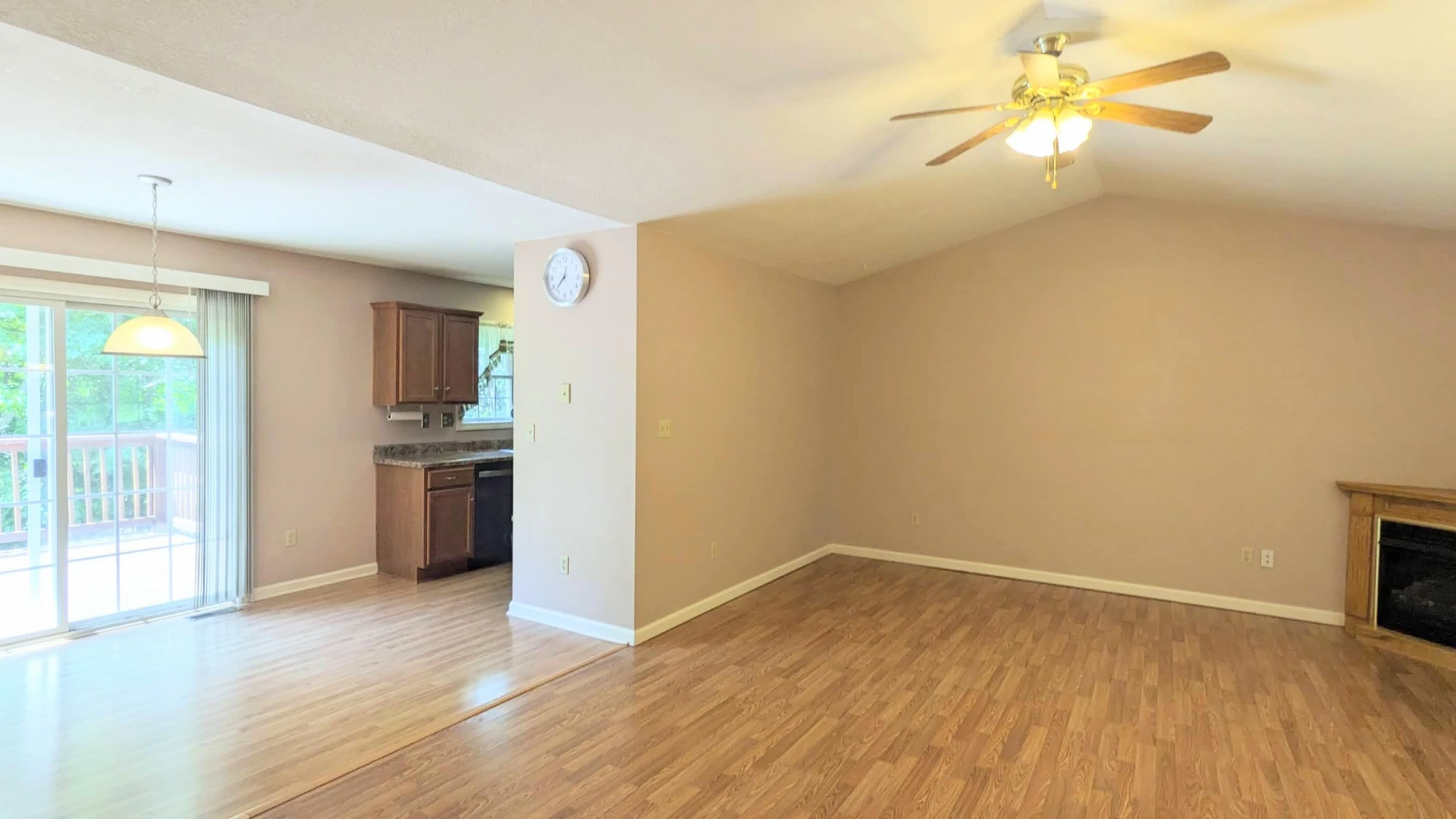 3959 Diamond Hill RD - Photo 9