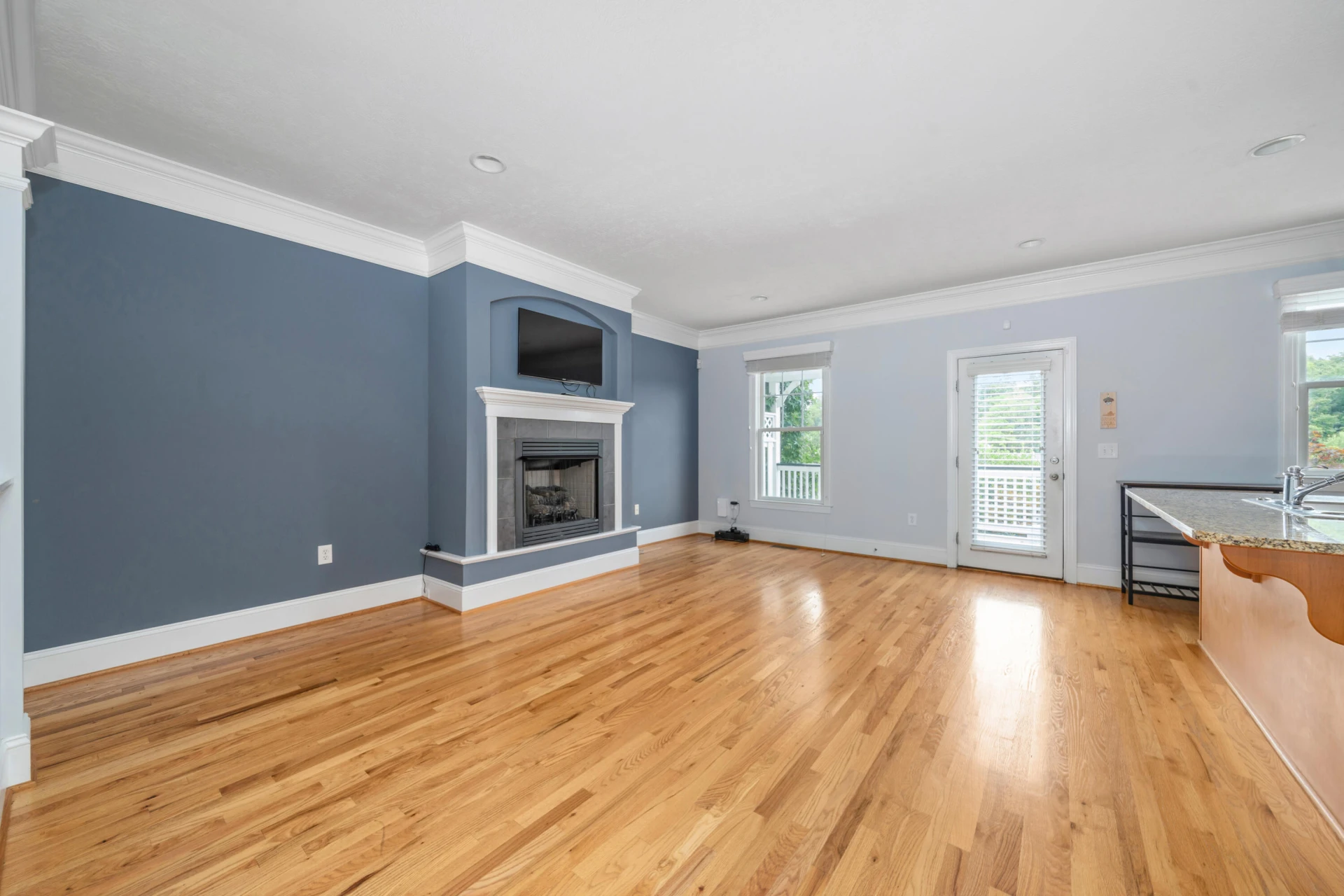 3830 Greenway DR SW - Photo 12