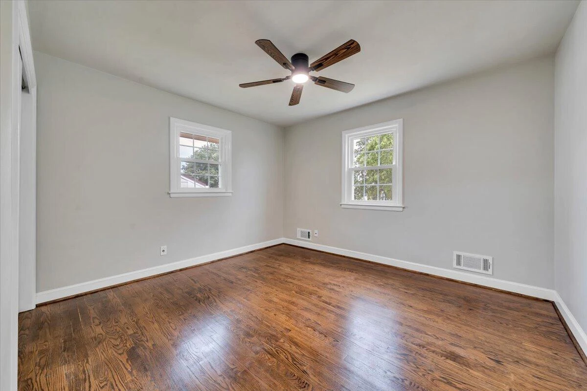 3308 Frontier RD NW - Photo 15