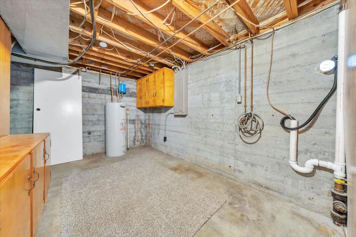 3308 Frontier RD NW - Photo 30