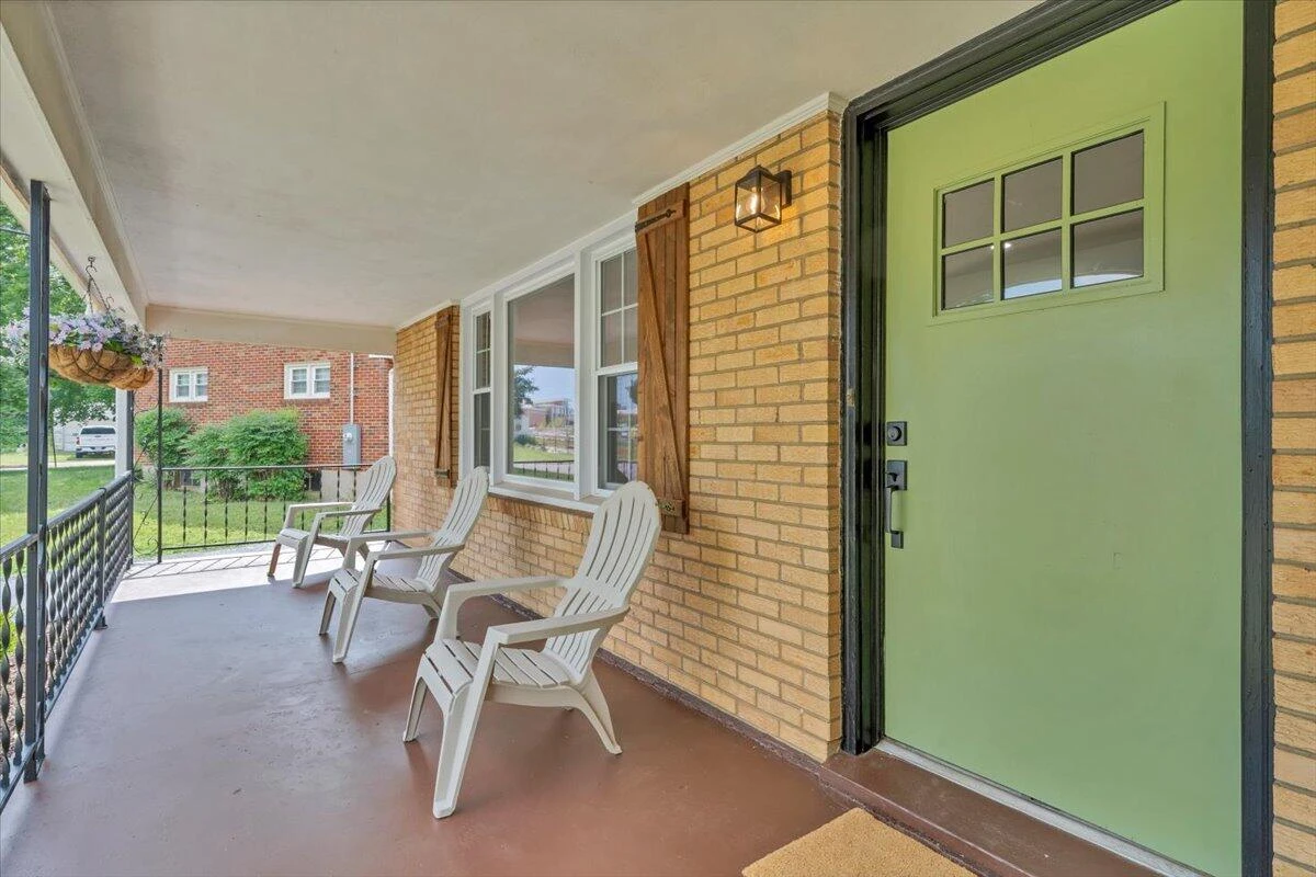 3308 Frontier RD NW - Photo 3