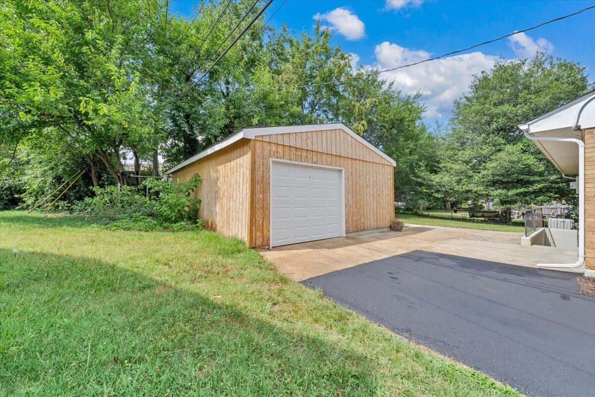 3308 Frontier RD NW - Photo 31