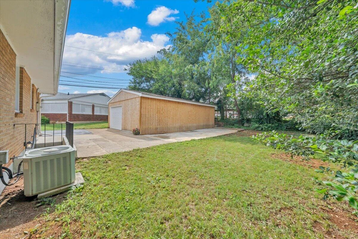 3308 Frontier RD NW - Photo 34