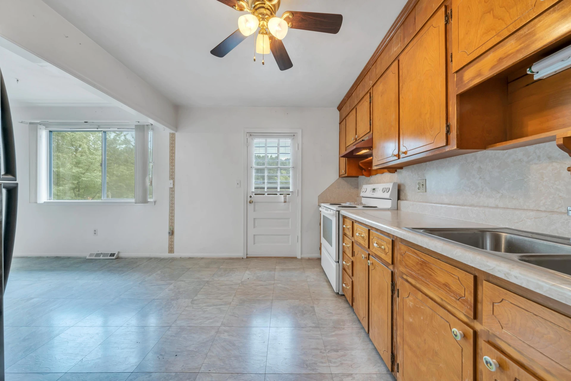 838 Pinewood DR NW - Photo 13