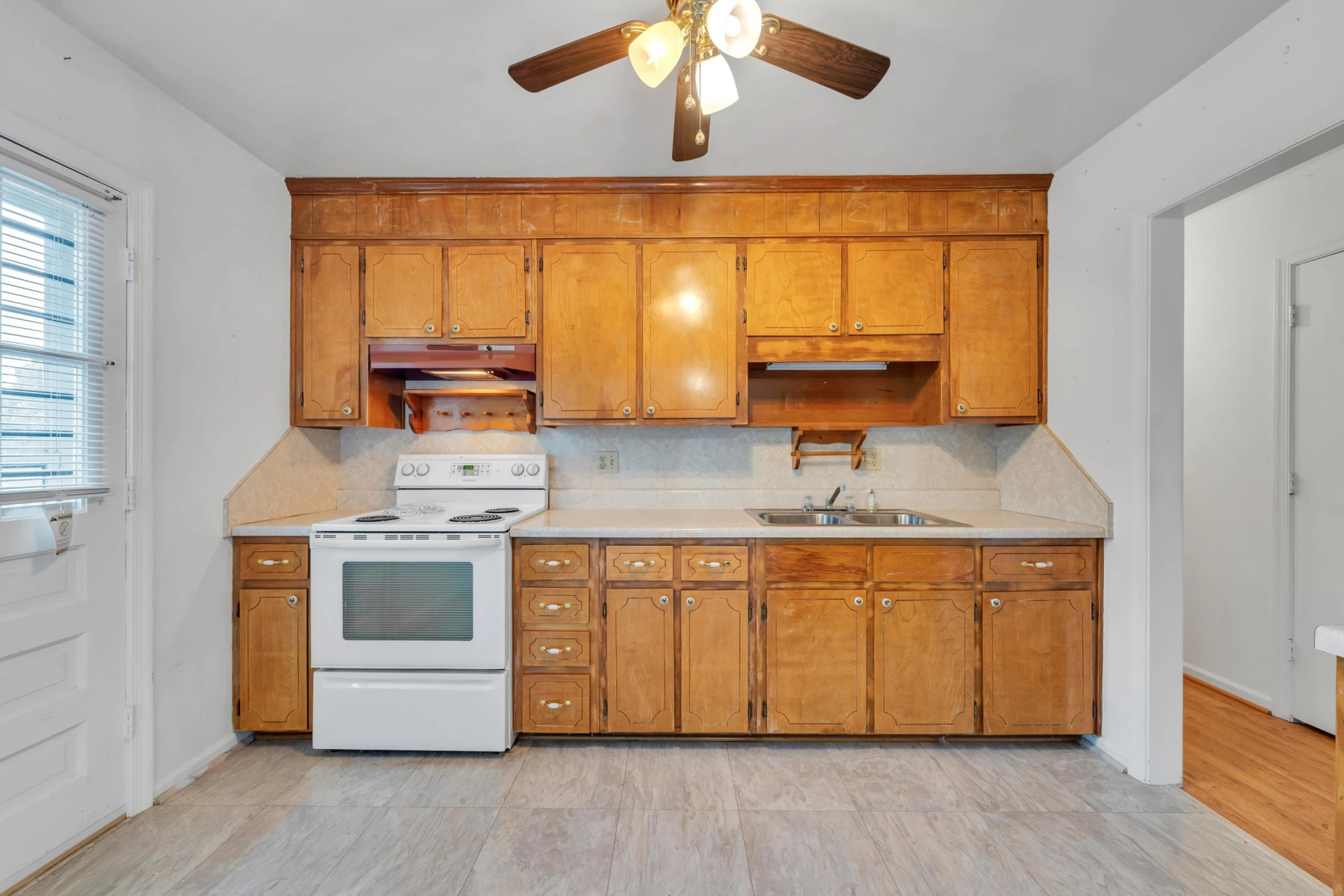 838 Pinewood DR NW - Photo 10