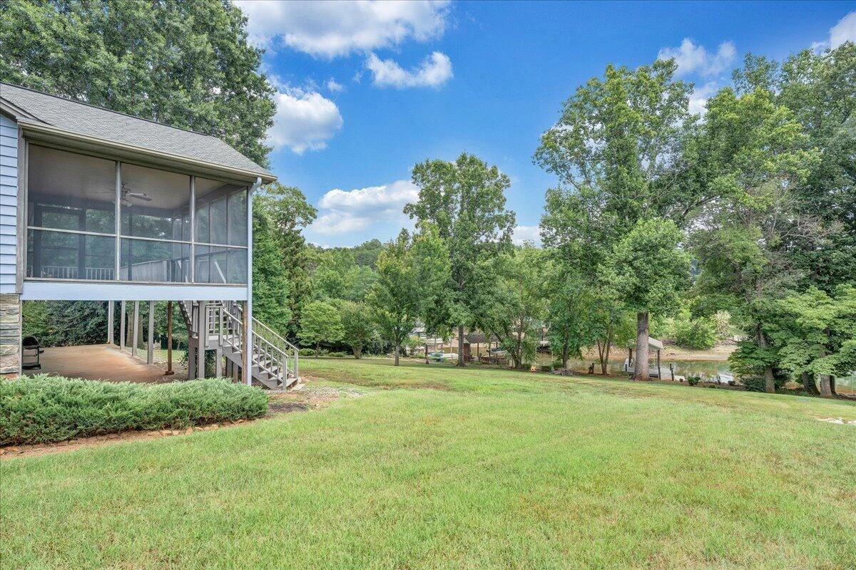 110 Club House DR - Photo 14
