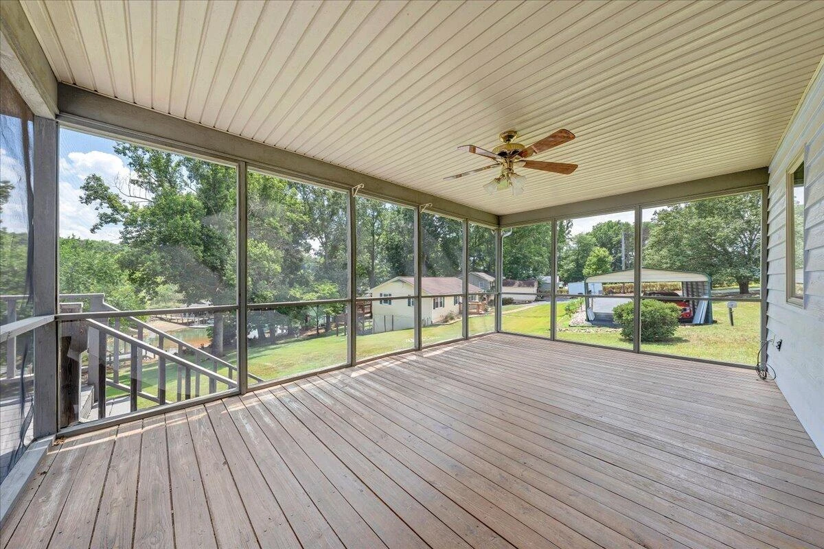 110 Club House DR - Photo 18