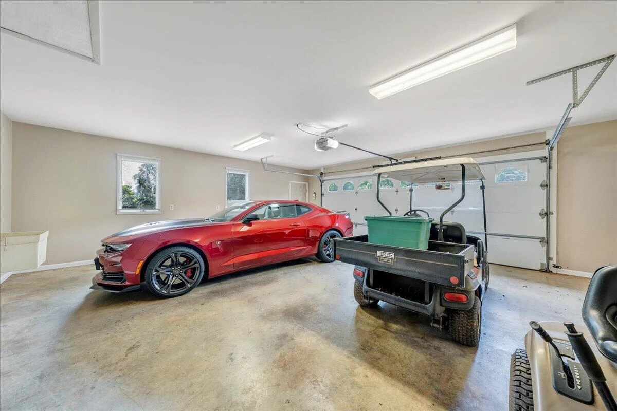 110 Club House DR - Photo 19