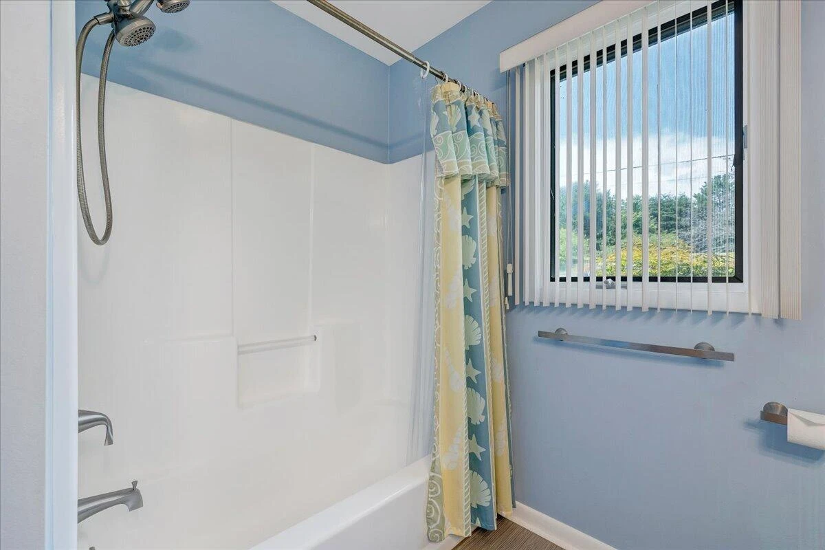 110 Club House DR - Photo 37