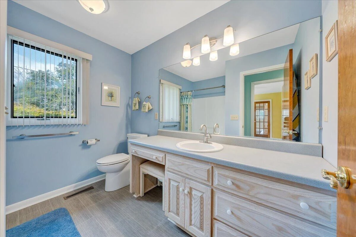 110 Club House DR - Photo 38