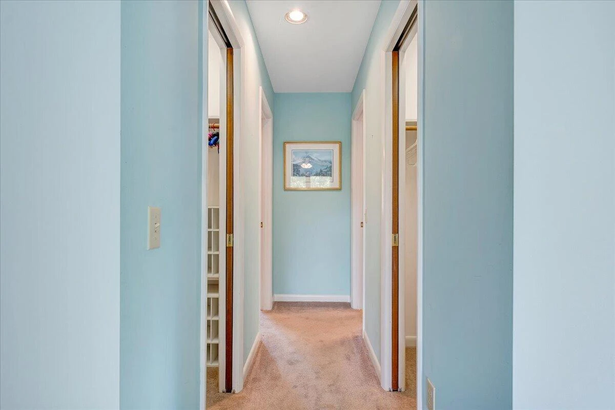110 Club House DR - Photo 39