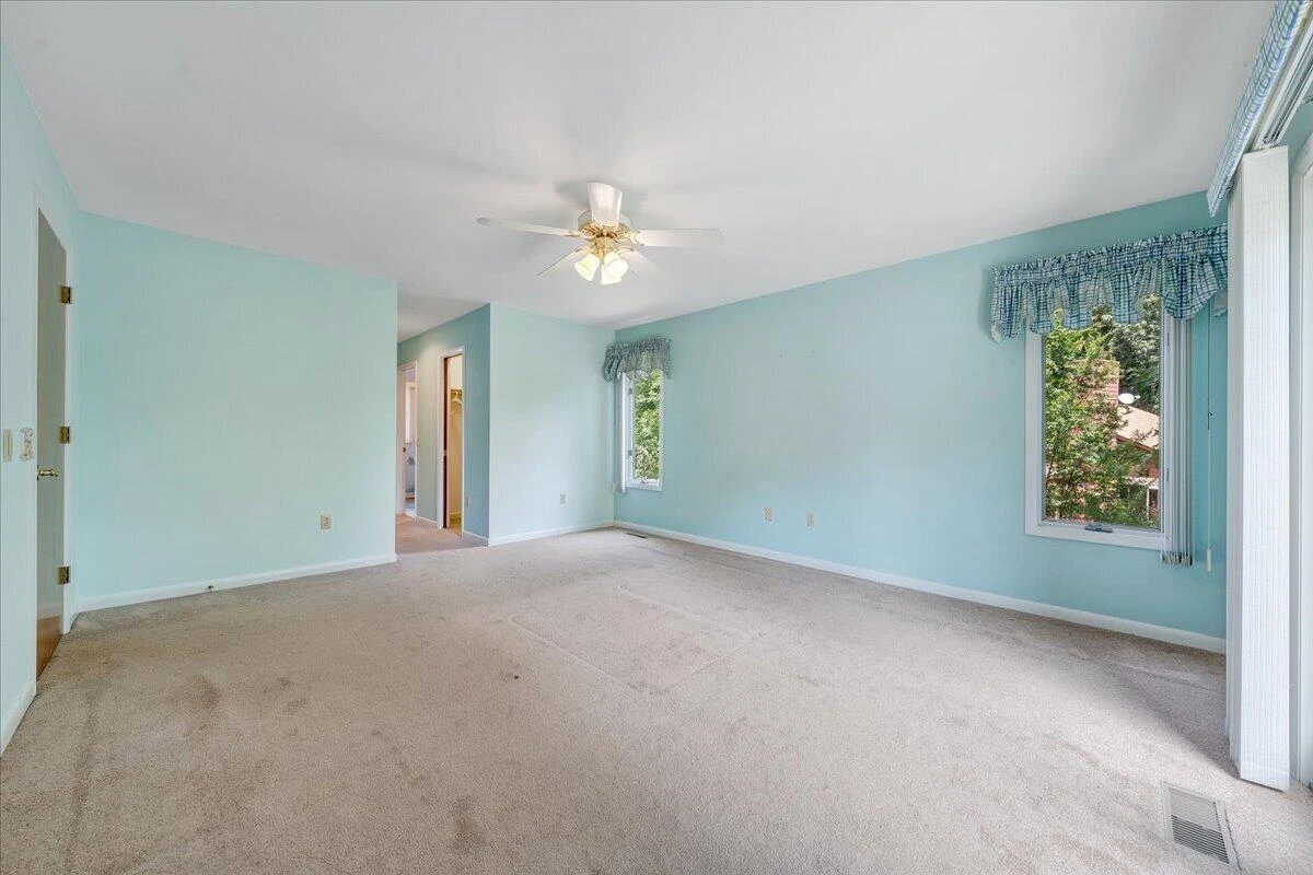 110 Club House DR - Photo 40