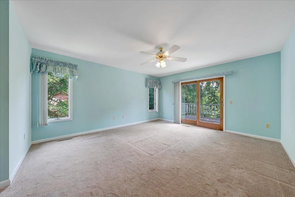 110 Club House DR - Photo 41
