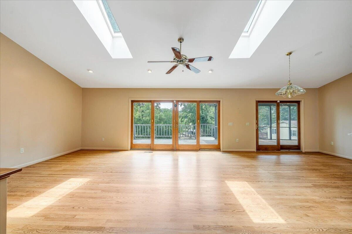 110 Club House DR - Photo 48