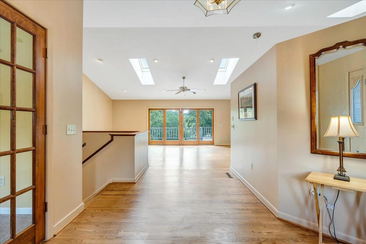110 Club House DR - Photo 52