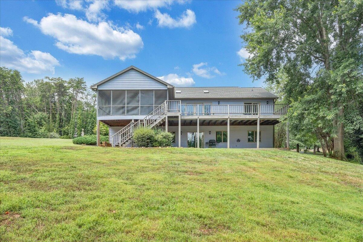 110 Club House DR - Photo 54