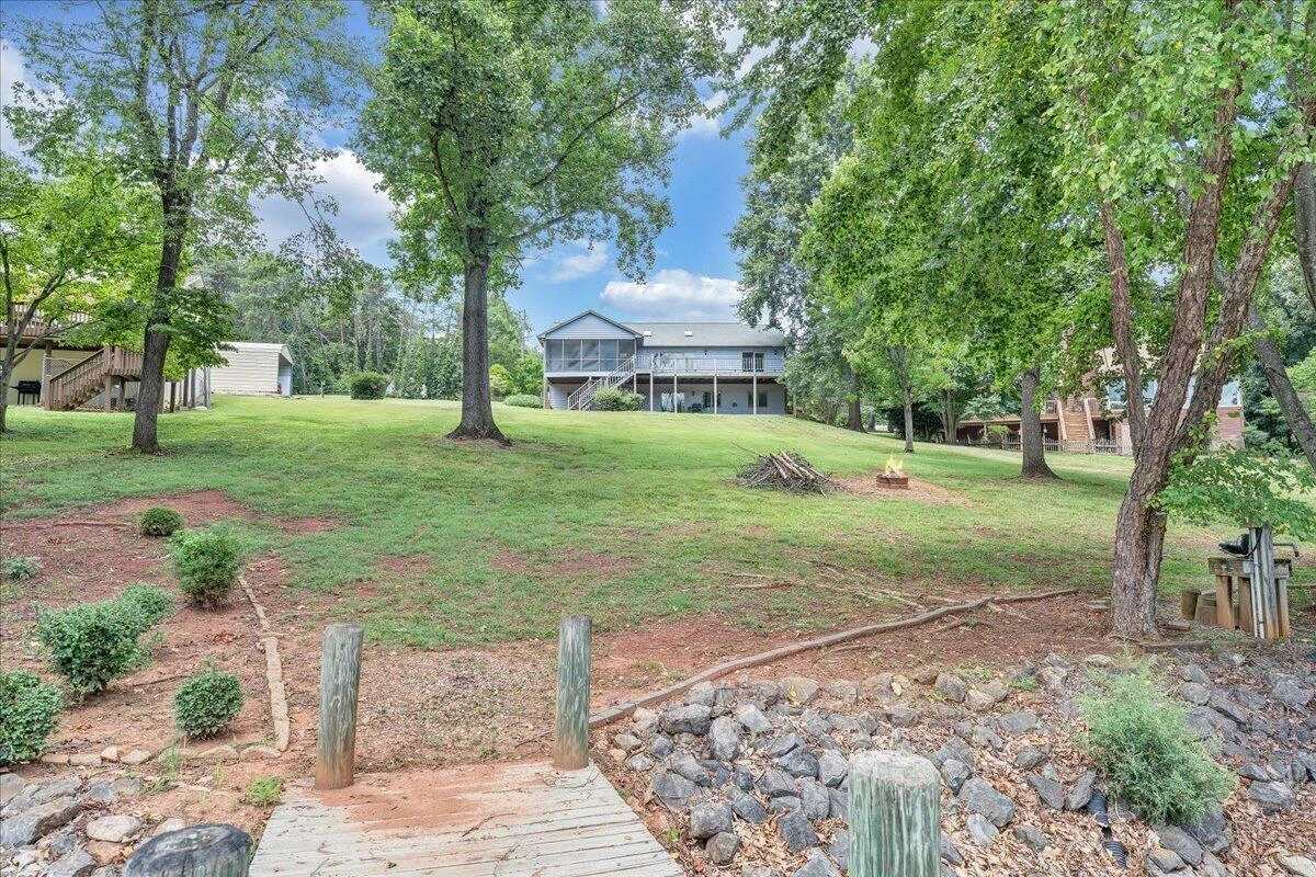 110 Club House DR - Photo 55