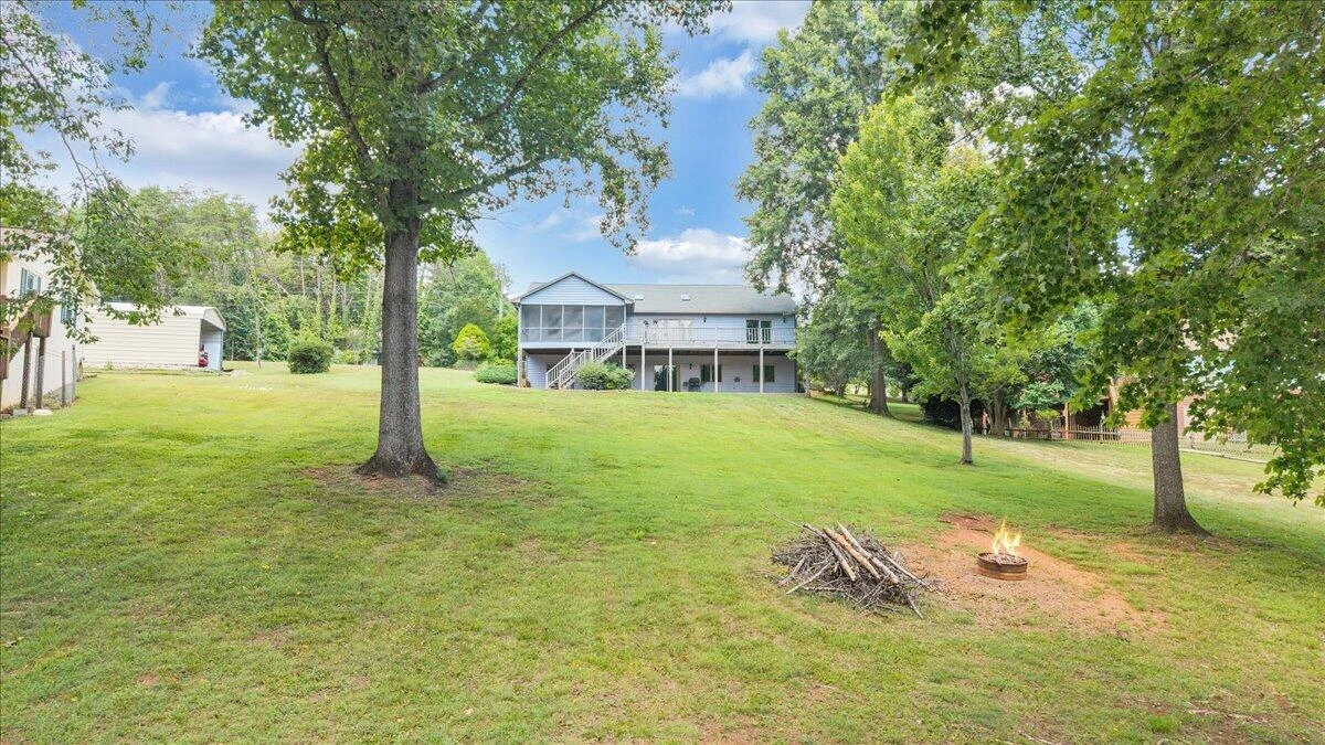 110 Club House DR - Photo 79