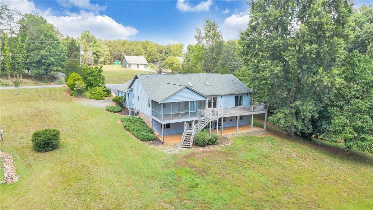 110 Club House DR - Photo 88