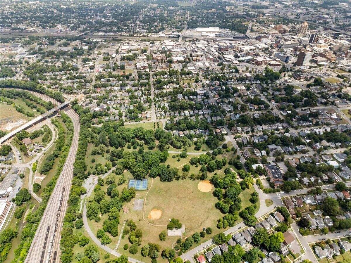 614 Day AVE SW - Photo 62
