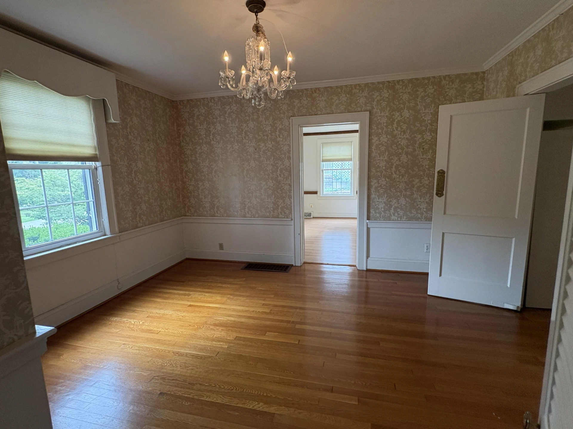 614 Mount Vernon AVE - Photo 18