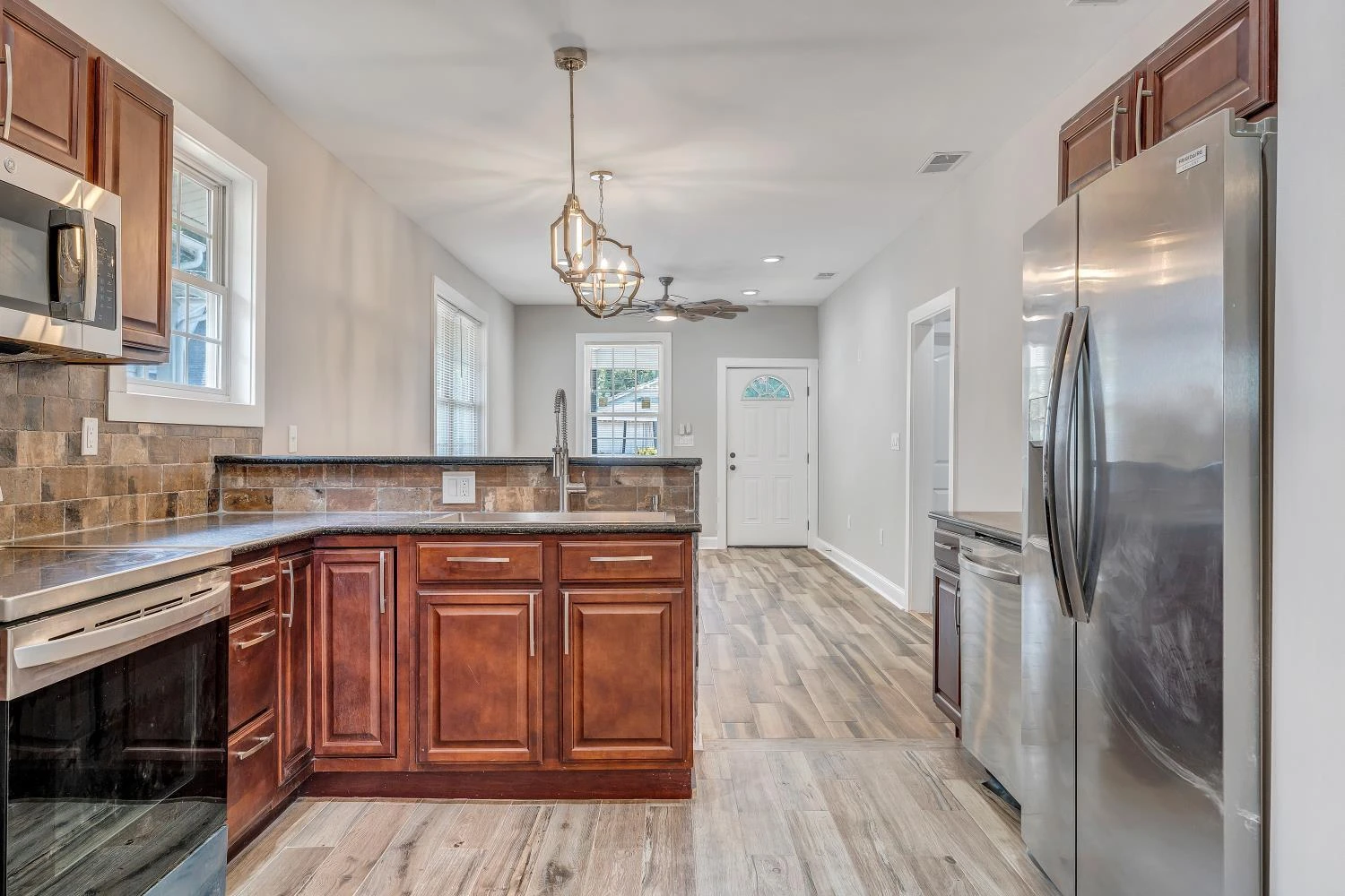 18 13th ST SW - Photo 11
