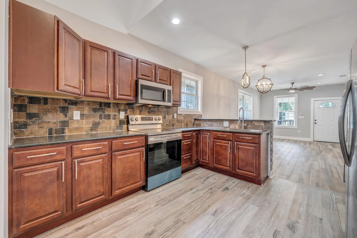 18 13th ST SW - Photo 12