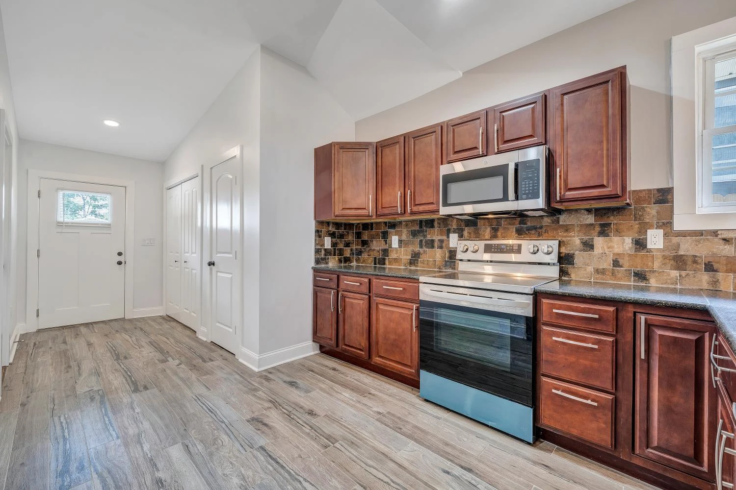 18 13th ST SW - Photo 19