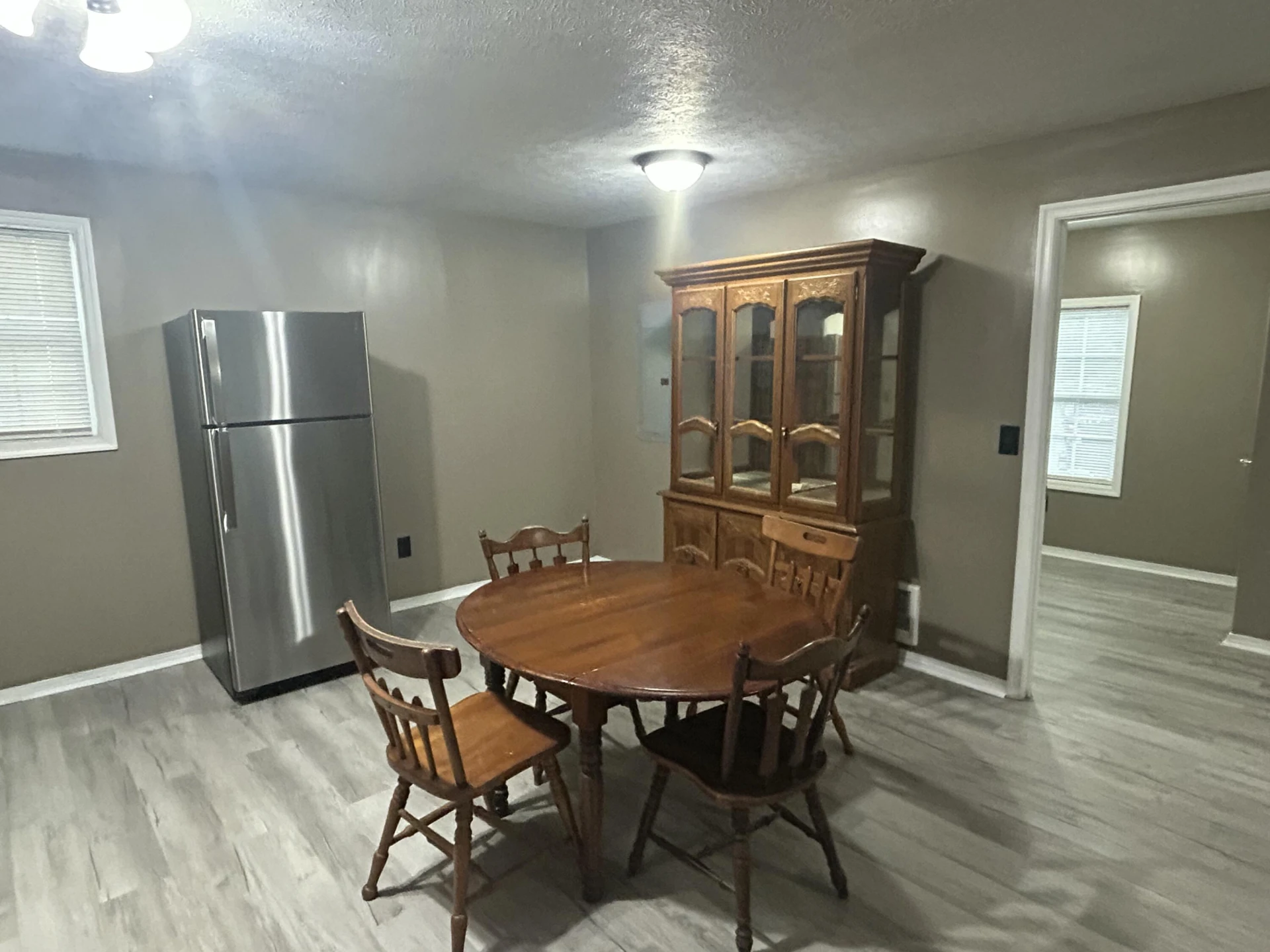 1114 Knight ST - Photo 5