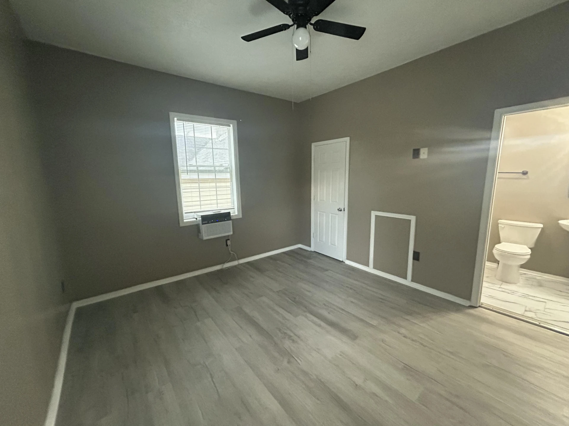 1114 Knight ST - Photo 9