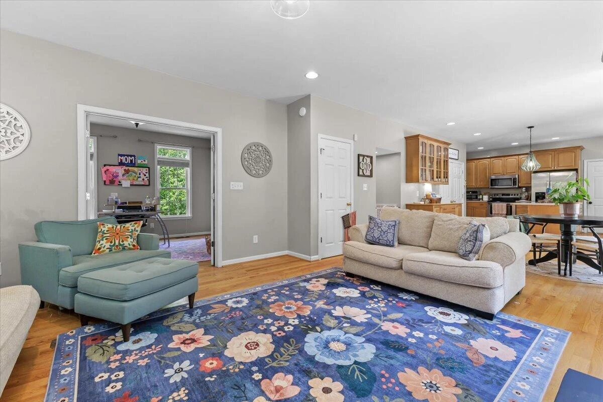 5306 Dresden CIR - Photo 12