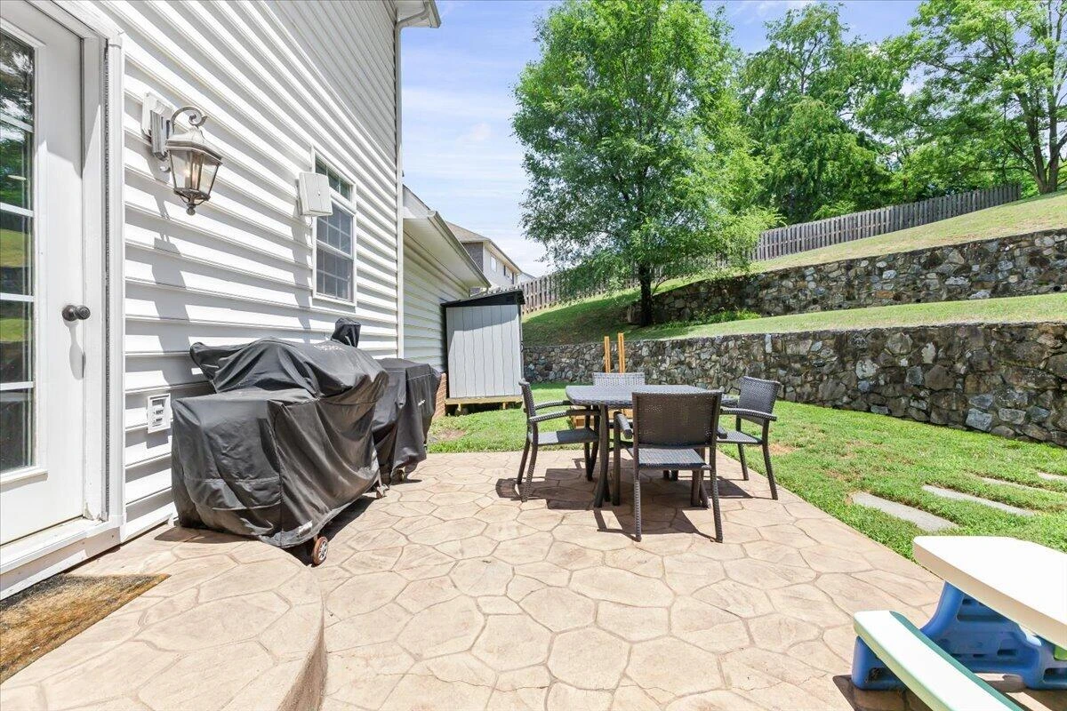 5306 Dresden CIR - Photo 16