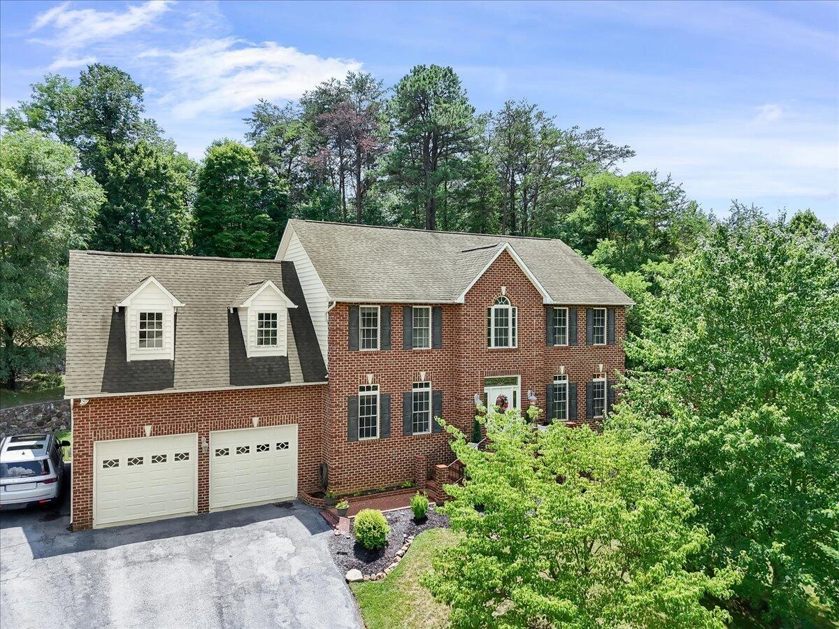 5306 Dresden CIR - Photo 2