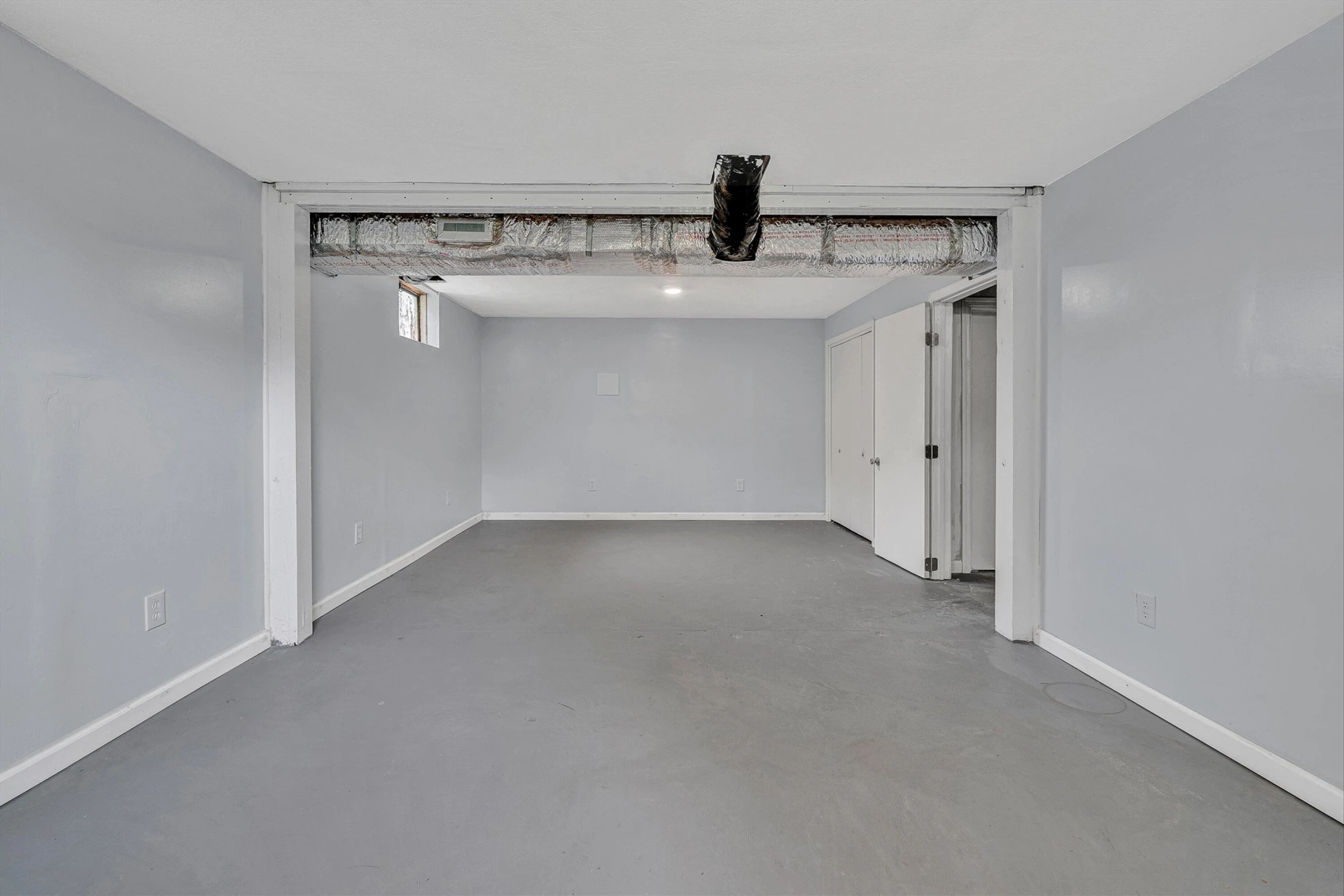 4604 Pawling ST NW - Photo 21