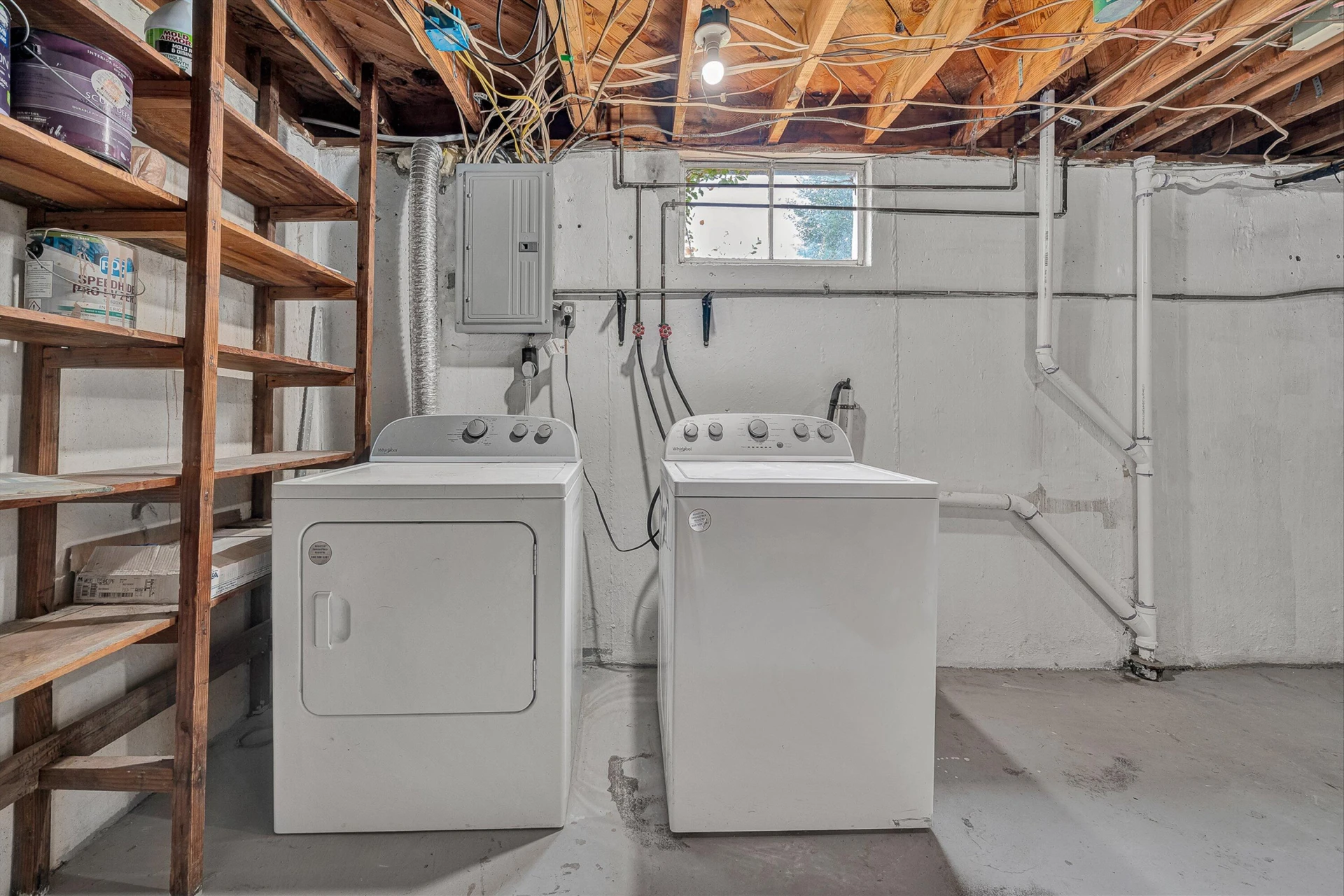 4604 Pawling ST NW - Photo 23