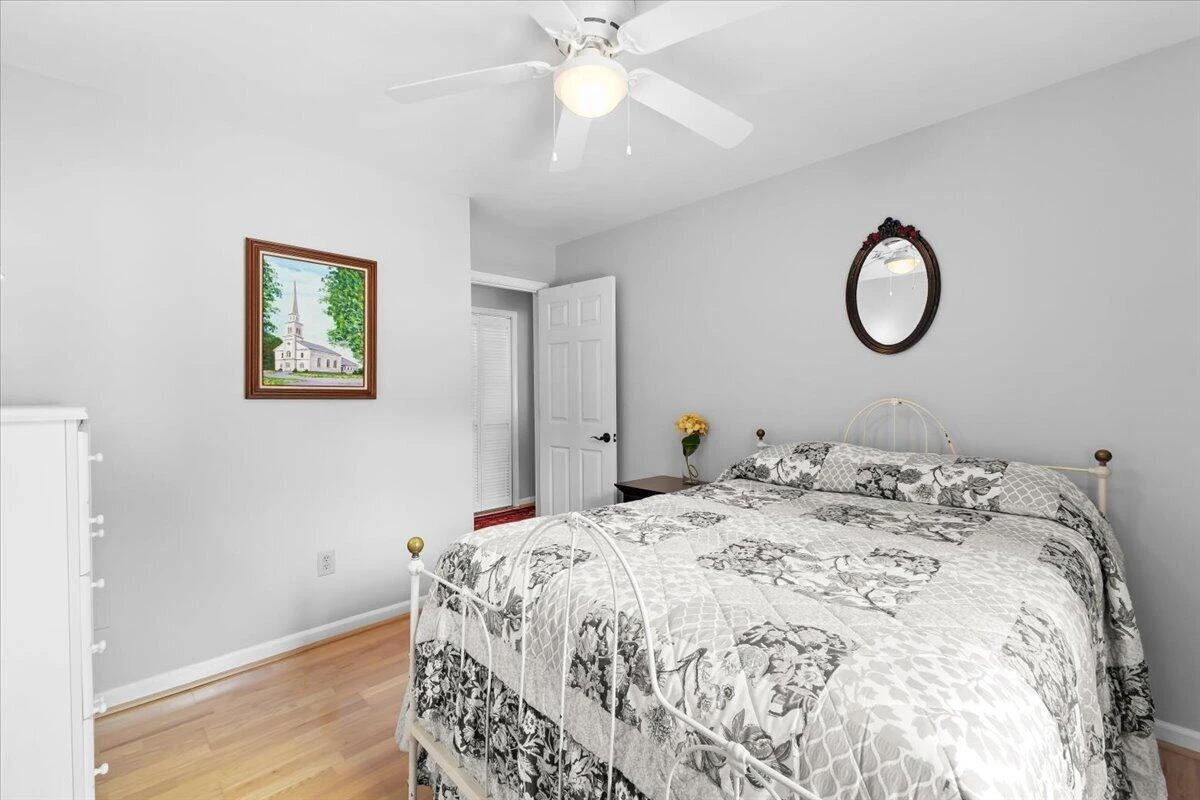 1719 Kingsmill DR - Photo 33