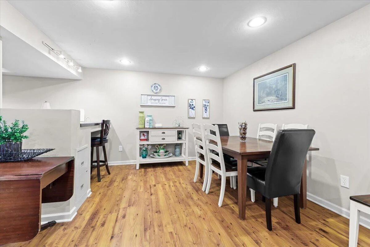 1719 Kingsmill DR - Photo 44