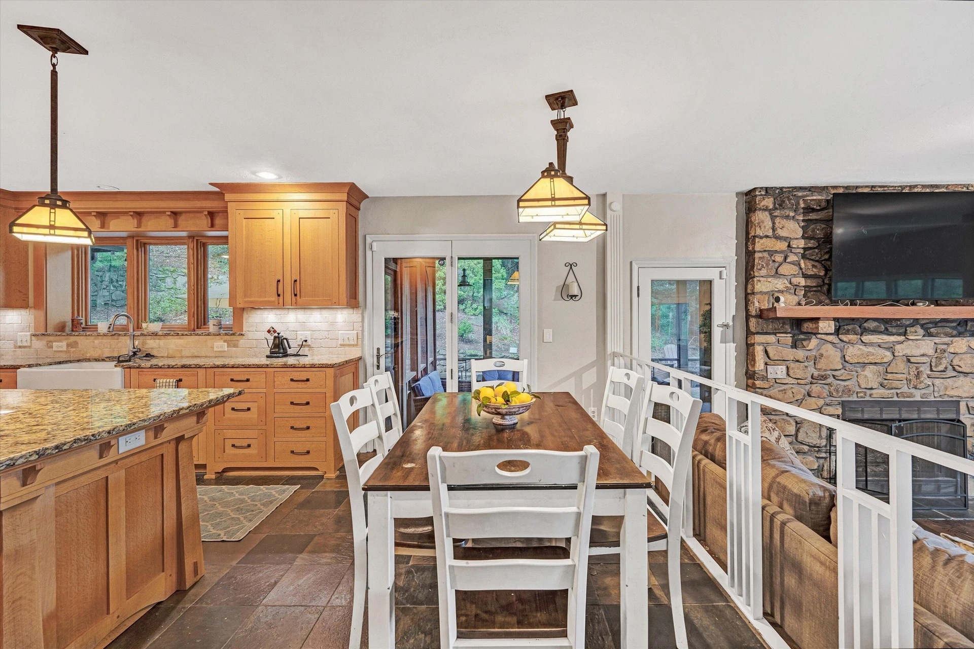 3226 Peakwood DR SW - Photo 7
