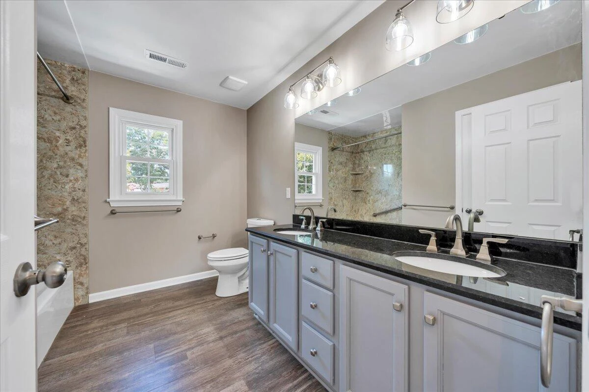 820 Harmon CIR - Photo 35