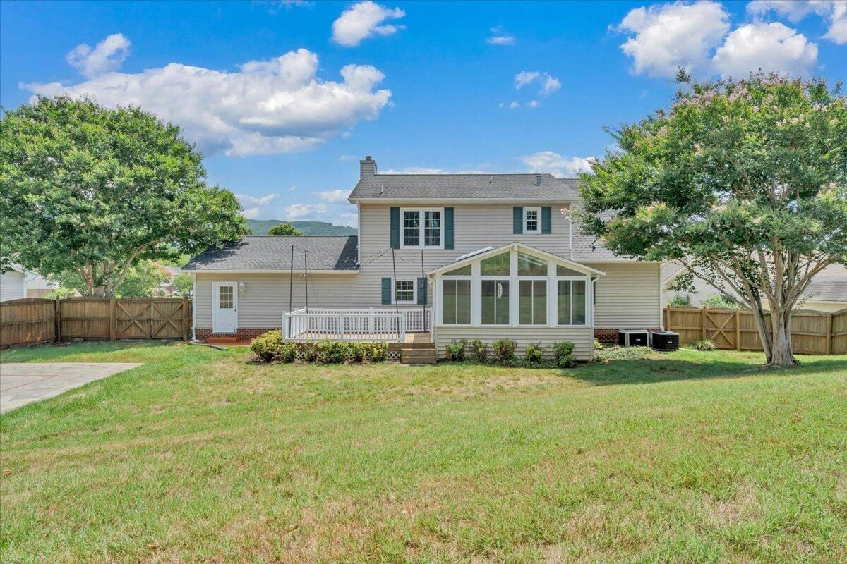 820 Harmon CIR - Photo 50