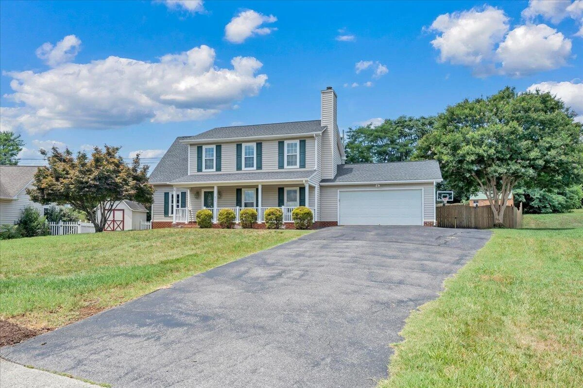 820 Harmon CIR - Photo 56