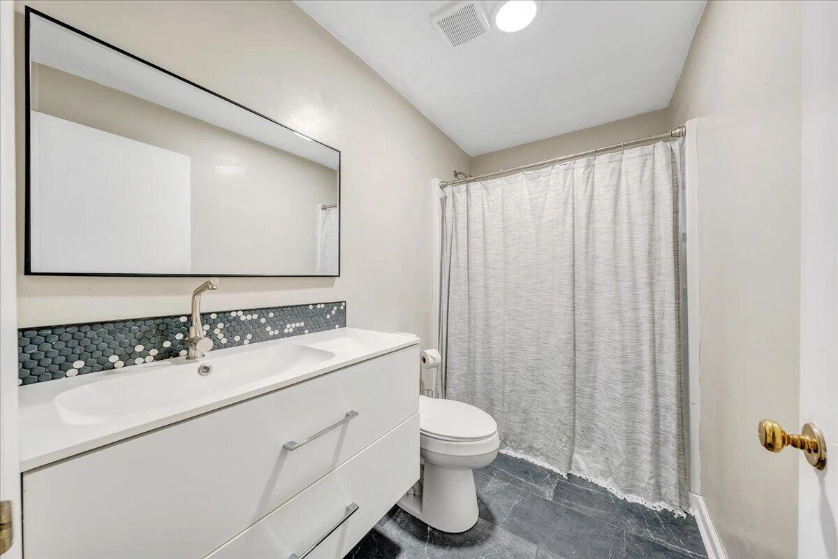 6114 Saddleridge CIR - Photo 16