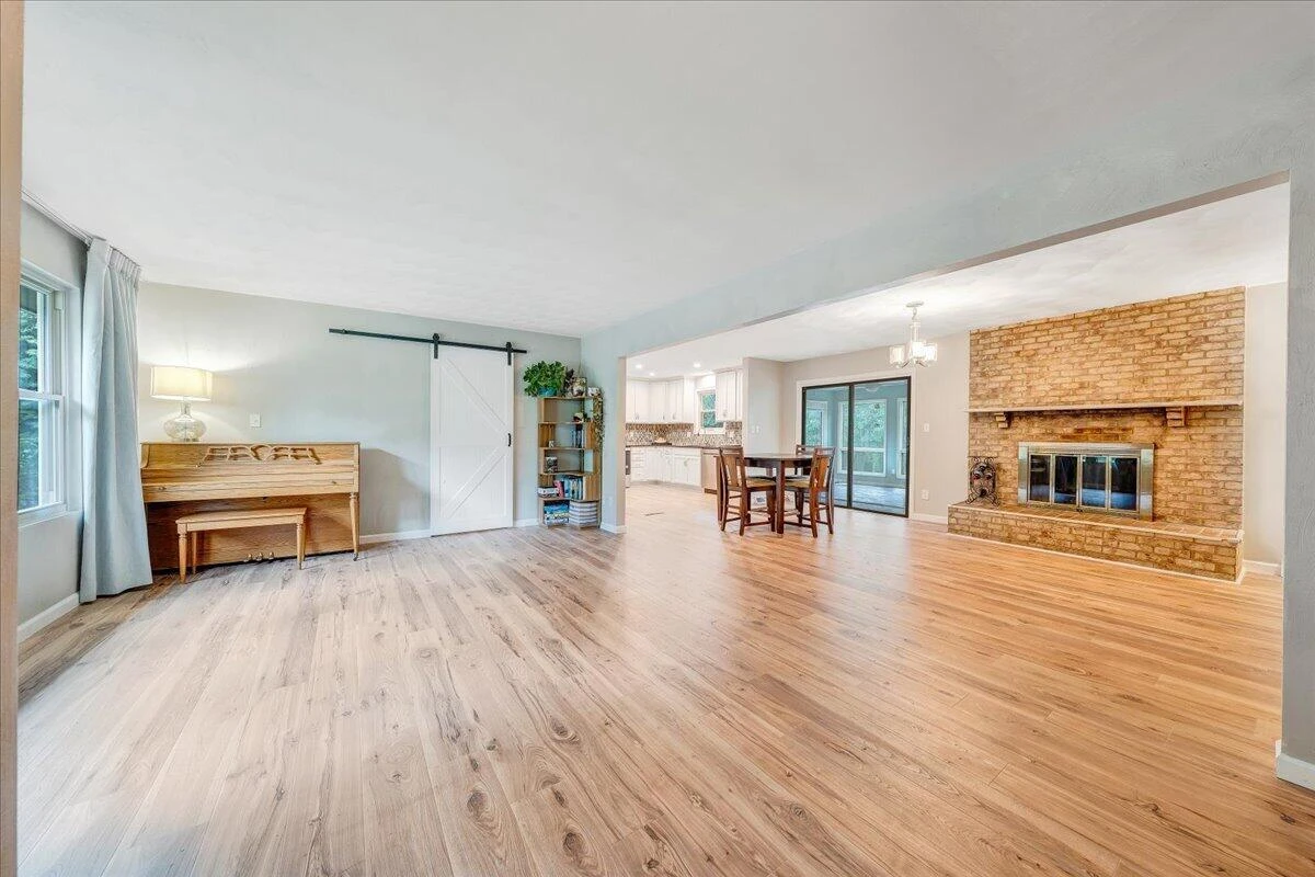 6114 Saddleridge CIR - Photo 2