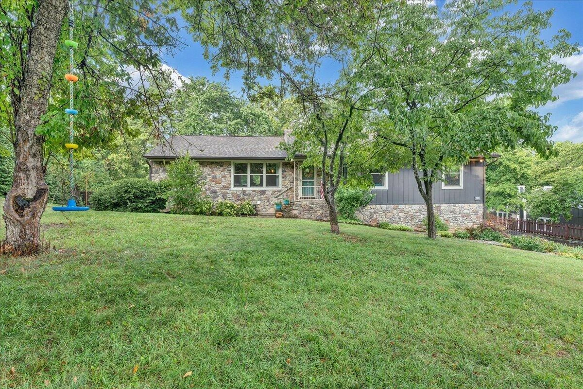 6114 Saddleridge CIR - Photo 26