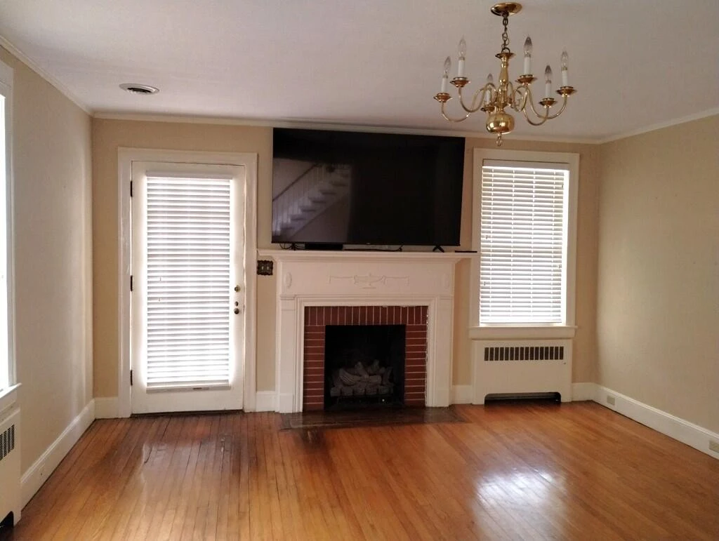 616 Mulberry RD - Photo 3
