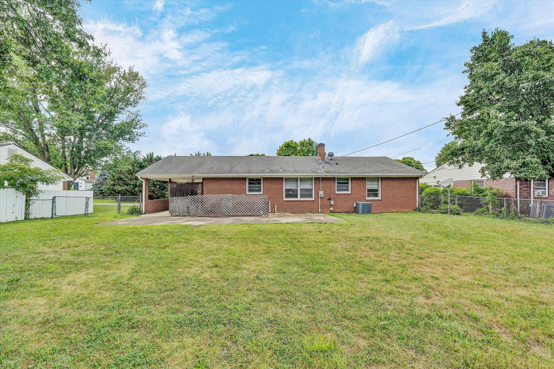 1619 Michael ST NW - Photo 33