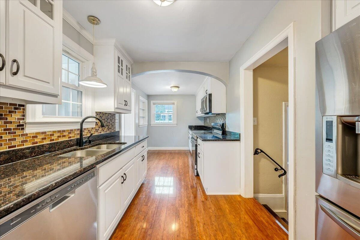 2310 Westover AVE SW - Photo 14
