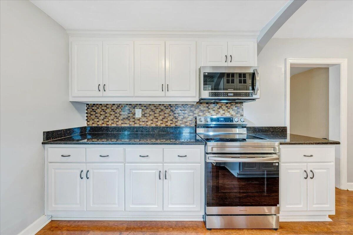 2310 Westover AVE SW - Photo 17