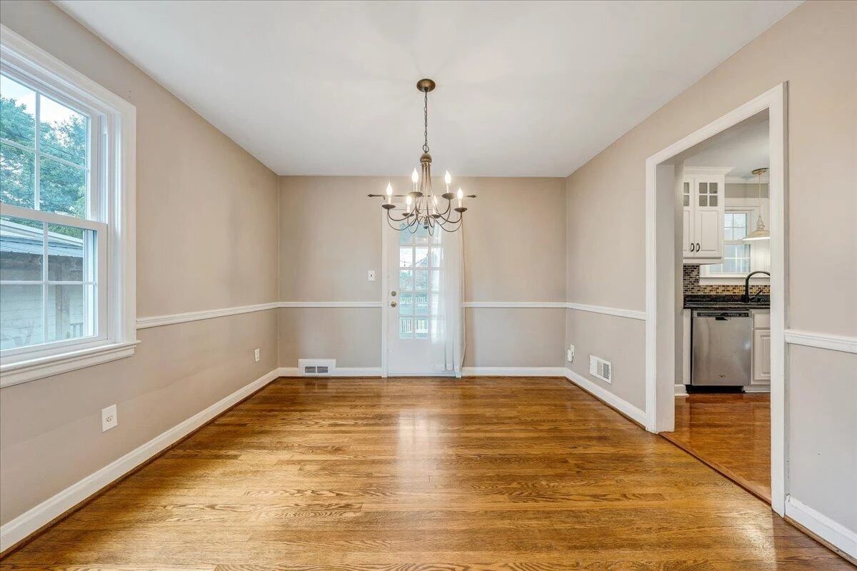 2310 Westover AVE SW - Photo 8