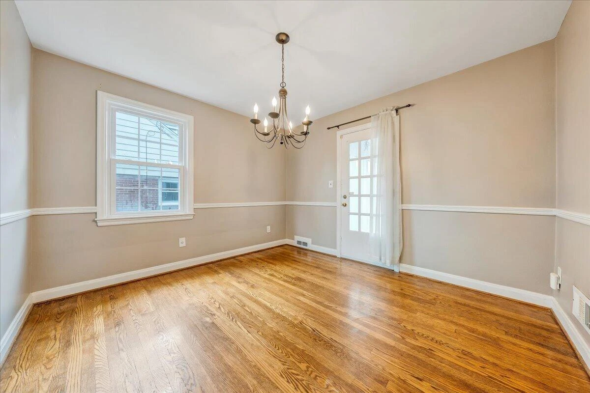 2310 Westover AVE SW - Photo 9